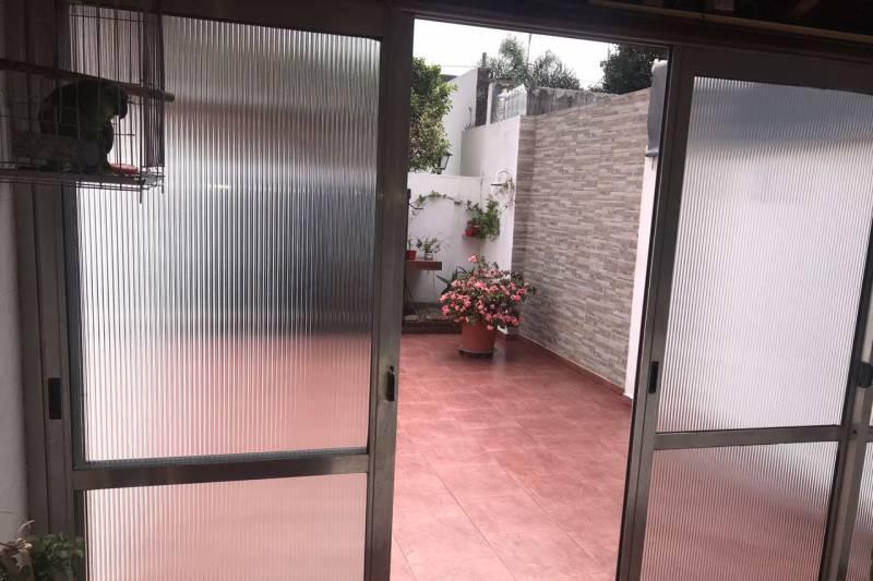 Triplex en Venta en Moron Sur 3