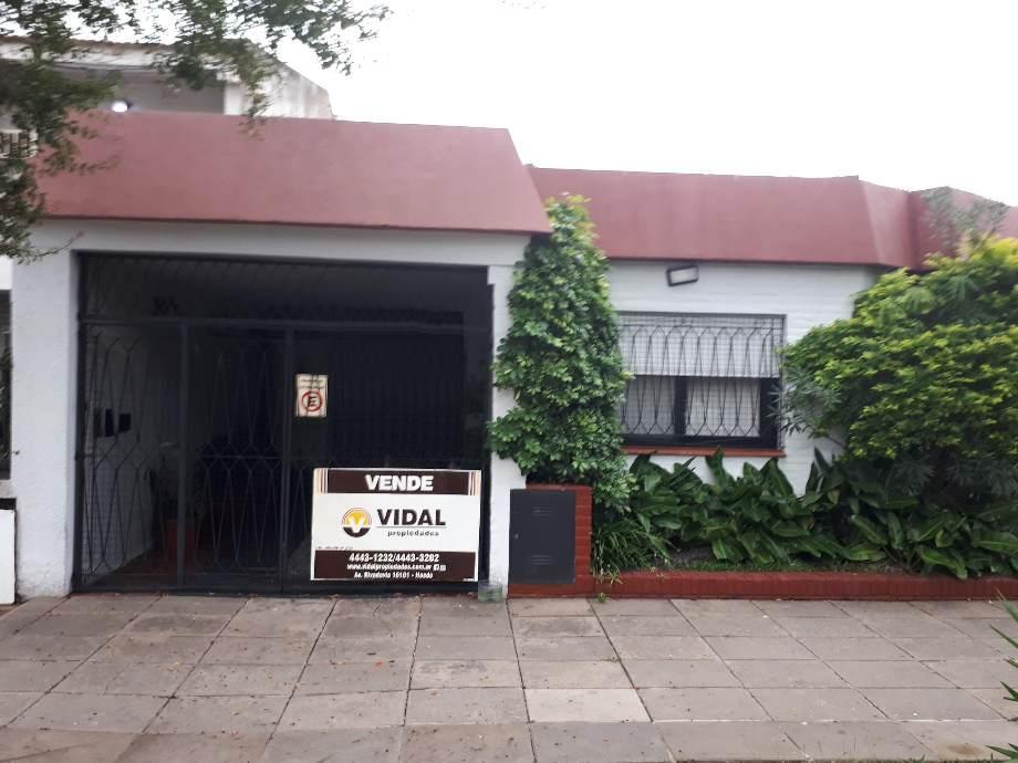 Casa PH de 3 ambientes en Venta en Haedo Norte (B° Guemes)