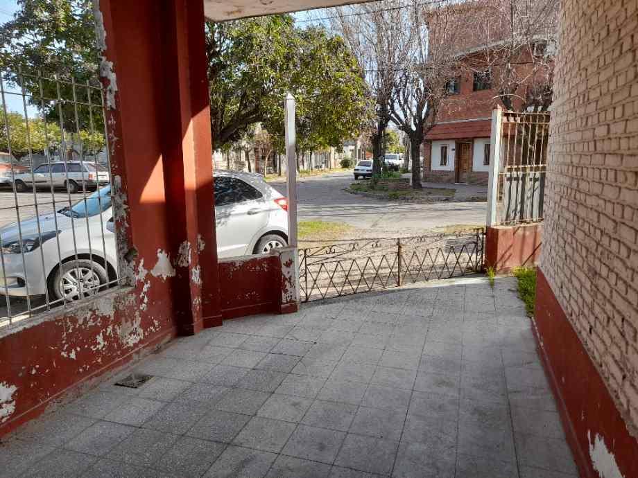 Casa PH en Venta en Haedo Sur 4