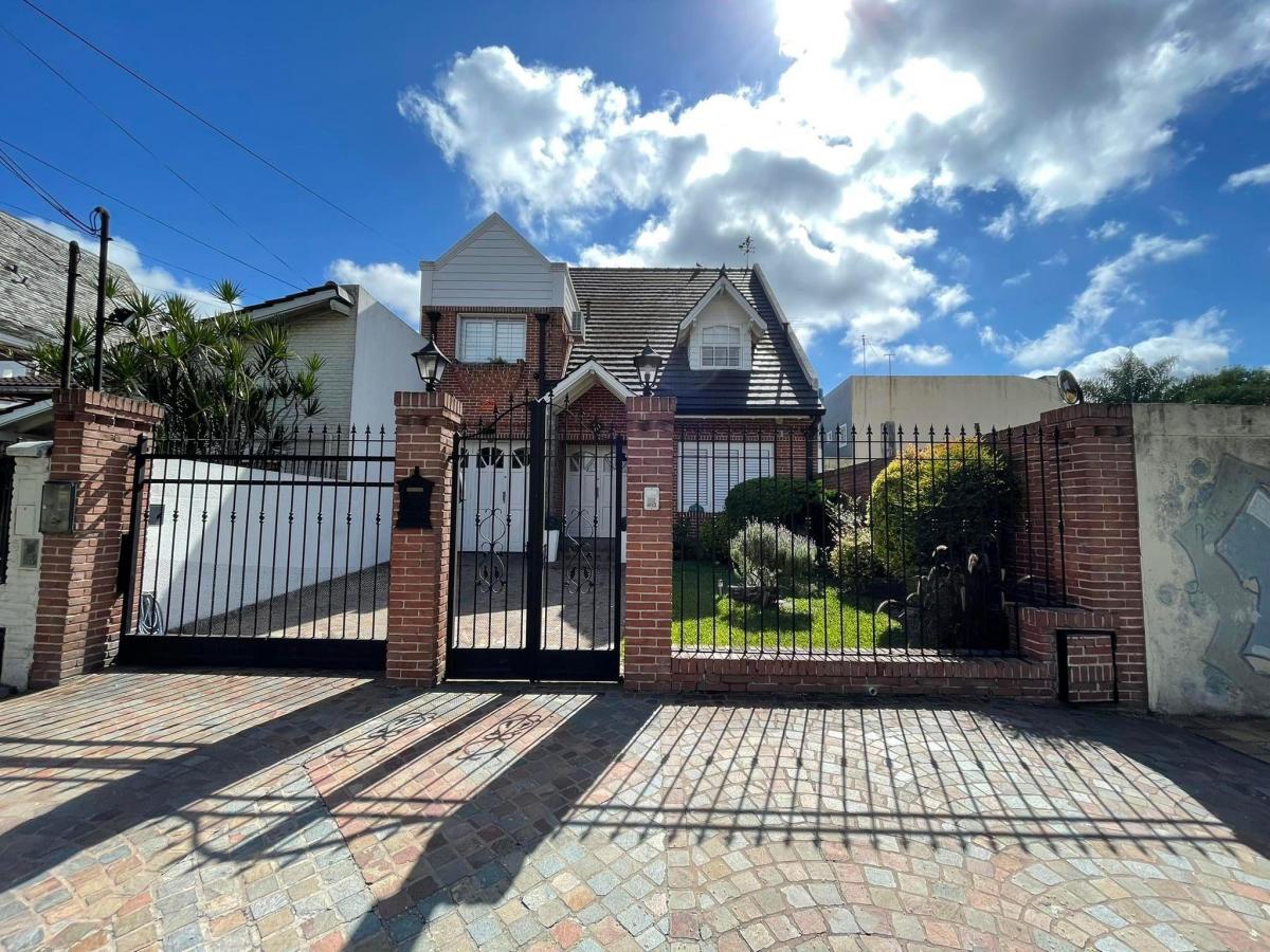 Chalet en Venta en Haedo Chico