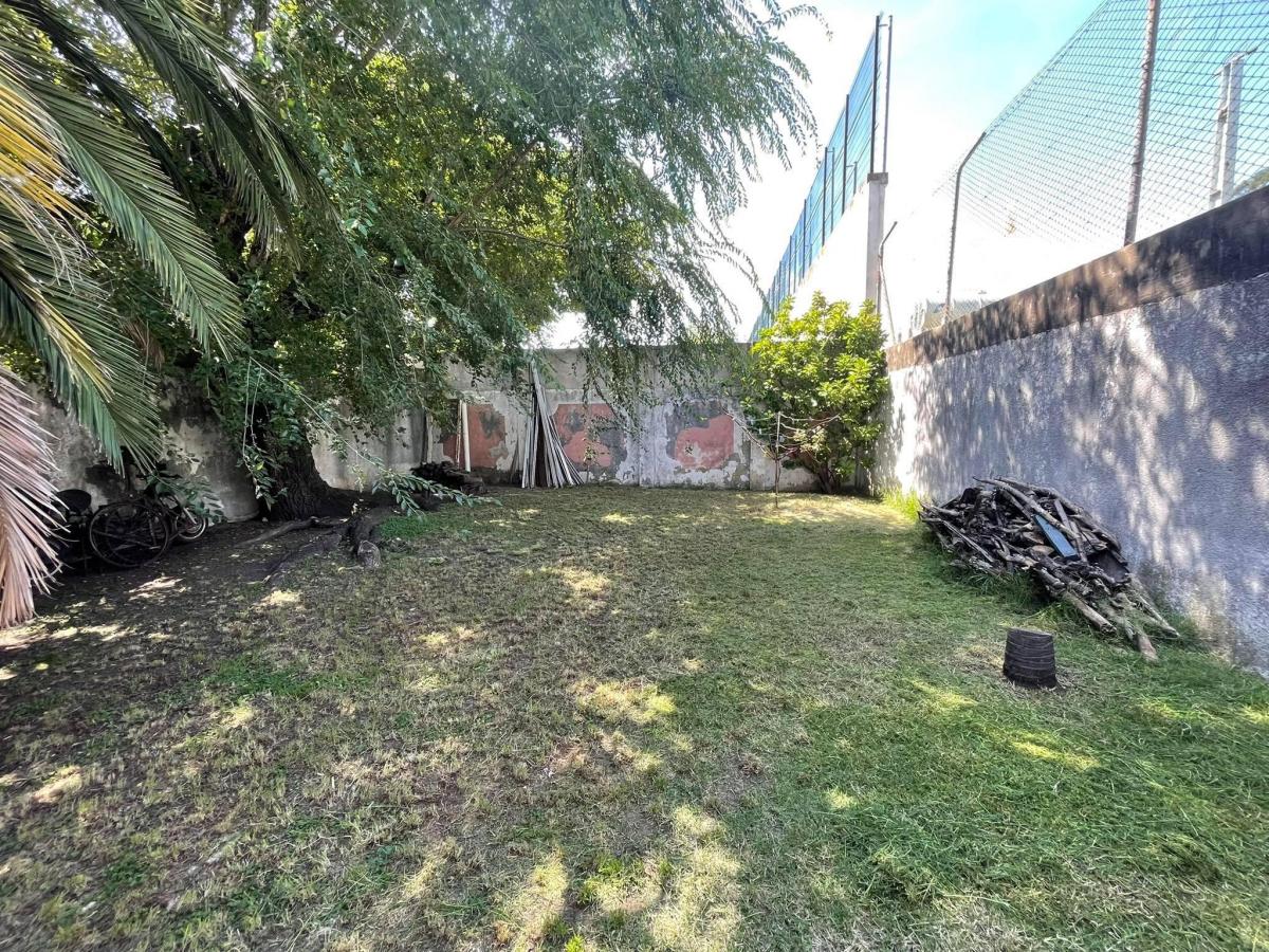 LOTE DE 409M2 EN EXCELENTE UBICACION DE VILLA SARMIENTO.