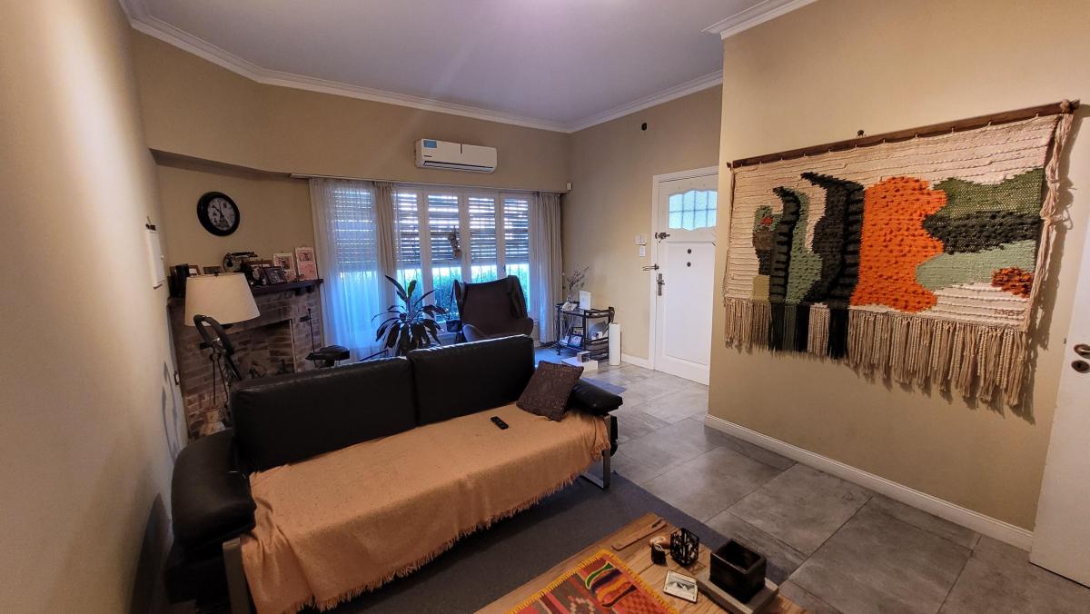 CHALET DE 4 AMBIENTES EN UNA PLANTA SOBRE LOTE DE 386M2 EN HAEDO CHICO