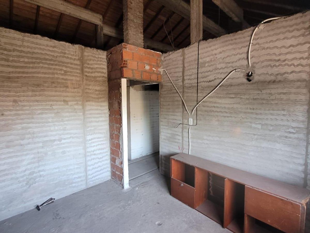 Foto de CHALET en planta alta a TERMINAR de 3 ambientes, imagen 5