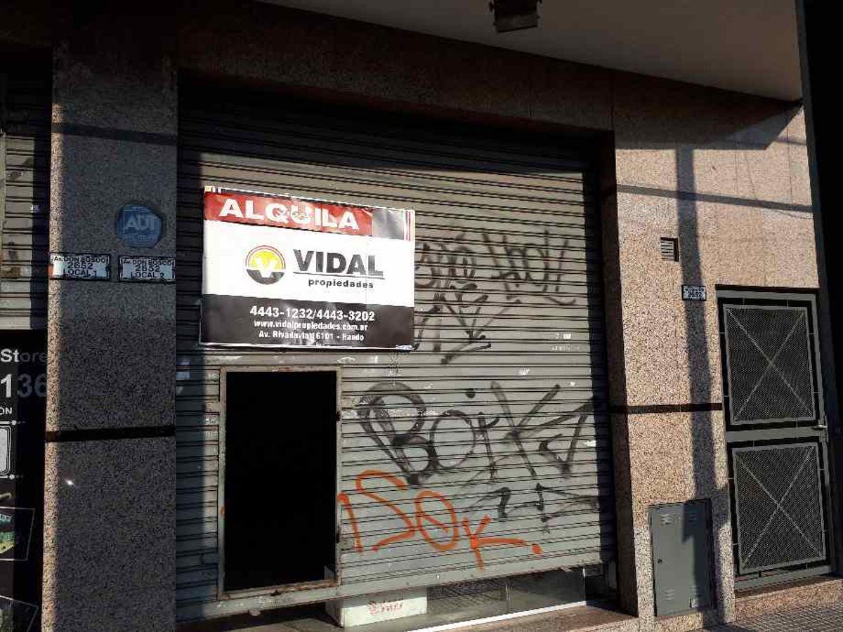 Local sobre avenida
