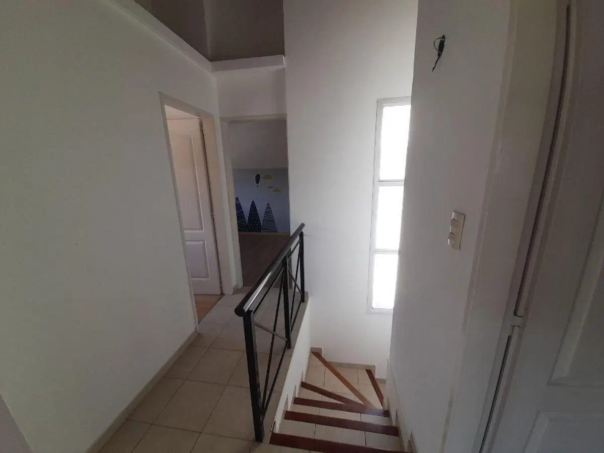 Excelente dúplex de 4 ambientes en la la zona más linda de Haedo a 4 cuadras de Av. Rivadavia. 4
