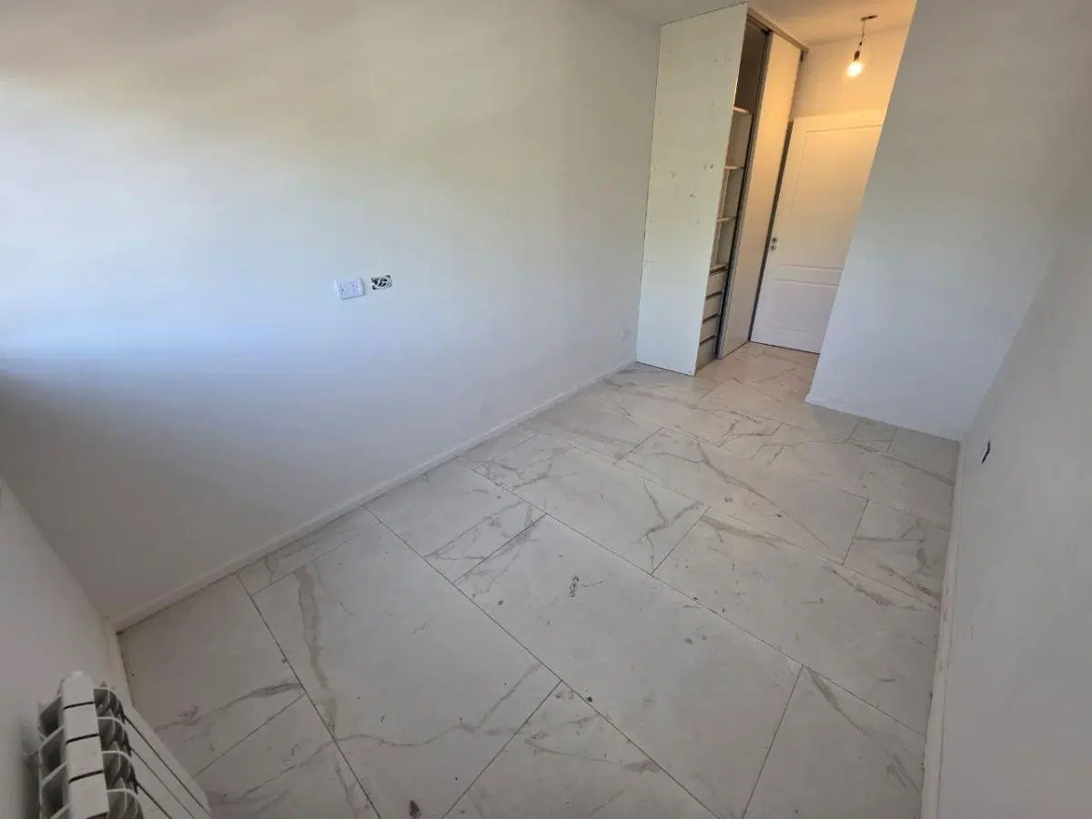 EXCELENTES DUPLEX DE 4 AMB. EN UBICACION PRIVILEGIADA 4
