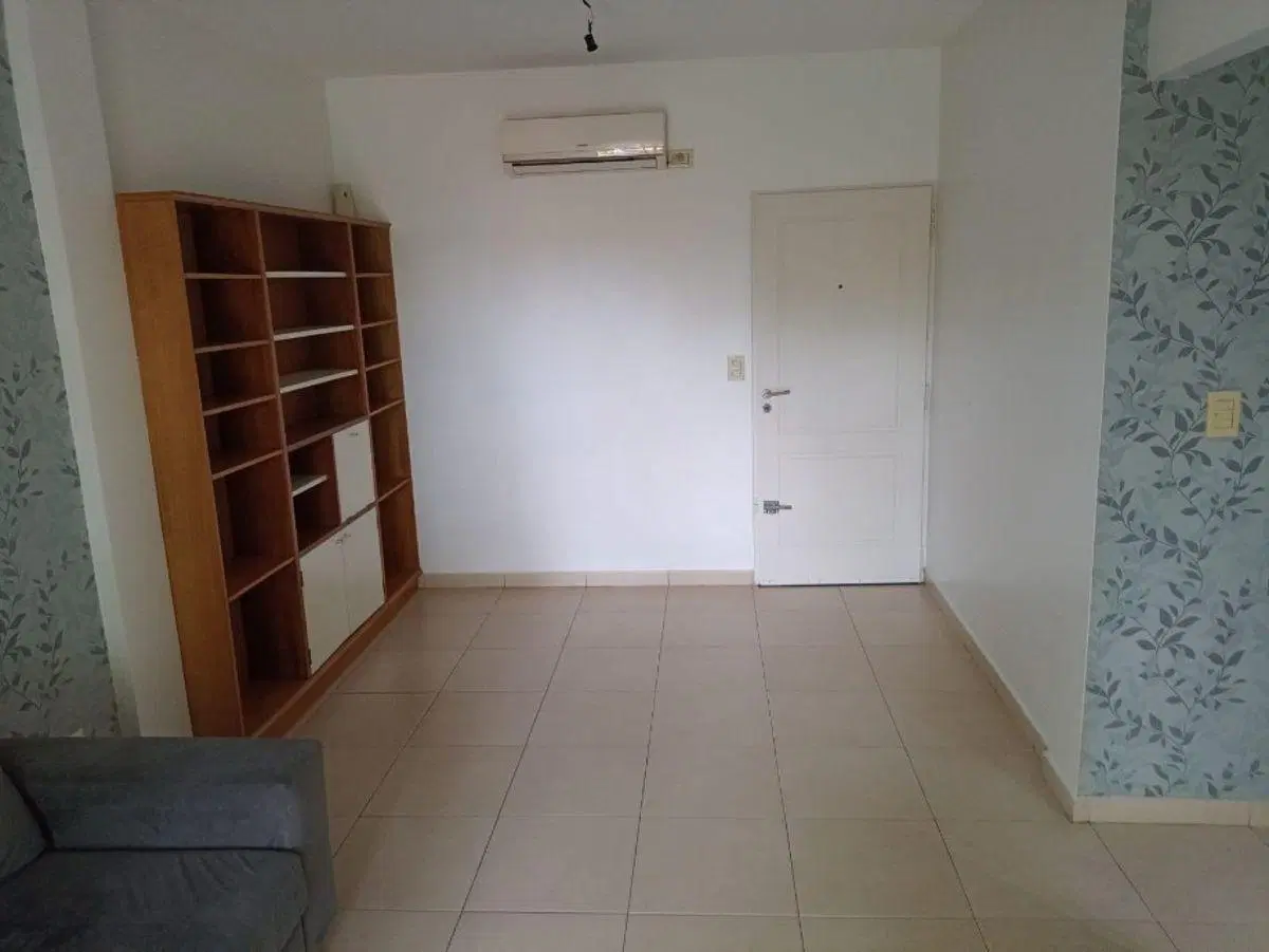 EXCELENTE DEPARTAMENTO DE 2 AMBIENTES CON COCHERA CUBIERTA 2