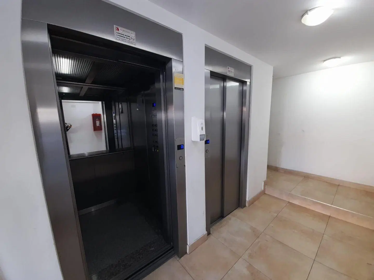 EXCELENTE DEPARTAMENTO DE 2 AMB. EN DUPLEX A 1 CUADRA DE AV. RIVADAVIA 5