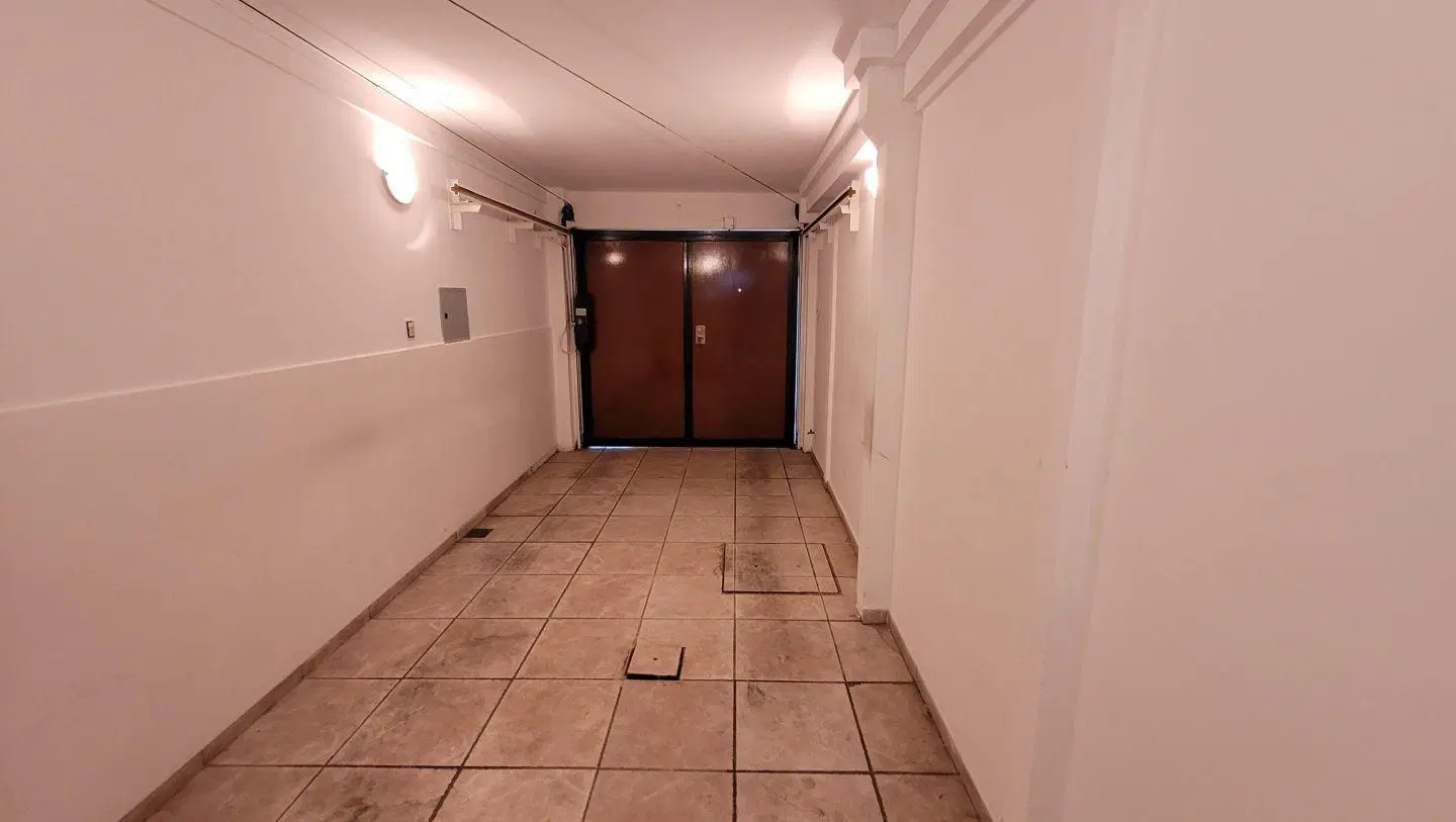 CHALET DE 7 AMB. LOTE DE 320M2 A 3 CUADRAS DE ACCESO OESTE Y DE COLEGIO EMAUS 2