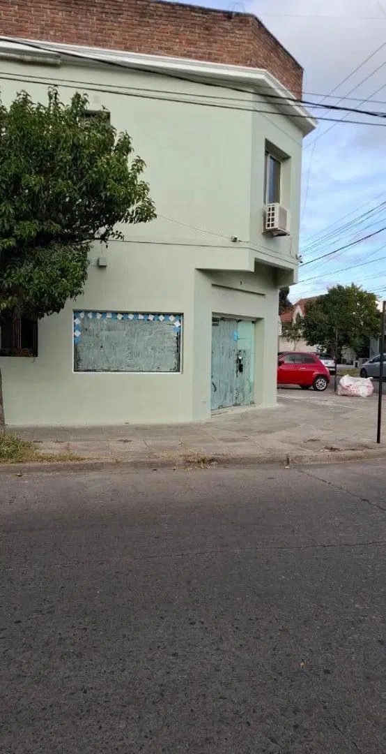 Local de 52m2 en esquina 2