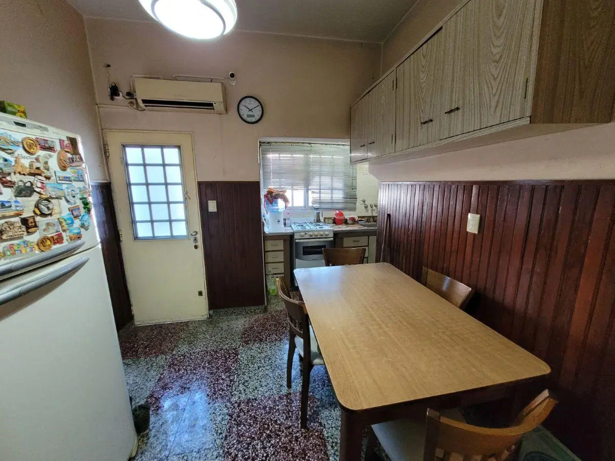 Casa en venta ideal 2 familias en El Palomar sobre lote de 373m2 5