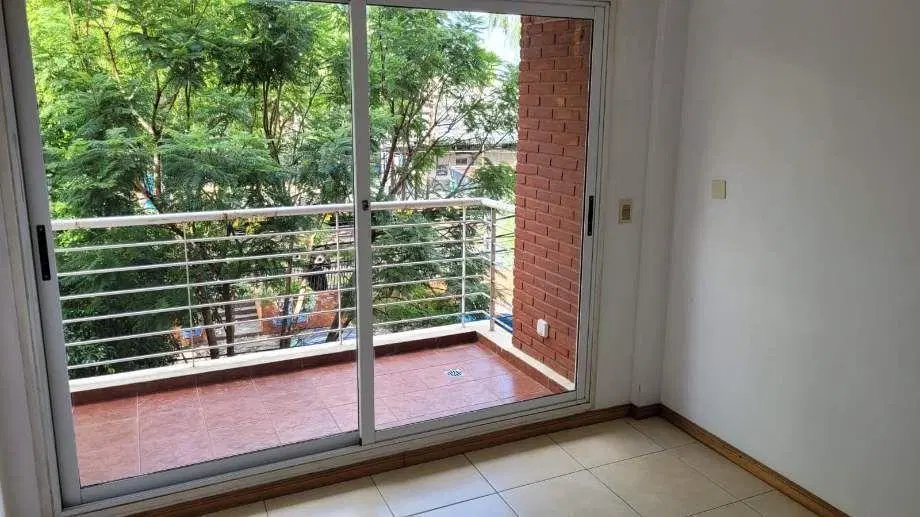 Departamento 3 ambientes. | Carlos Tejedor al 1200 2