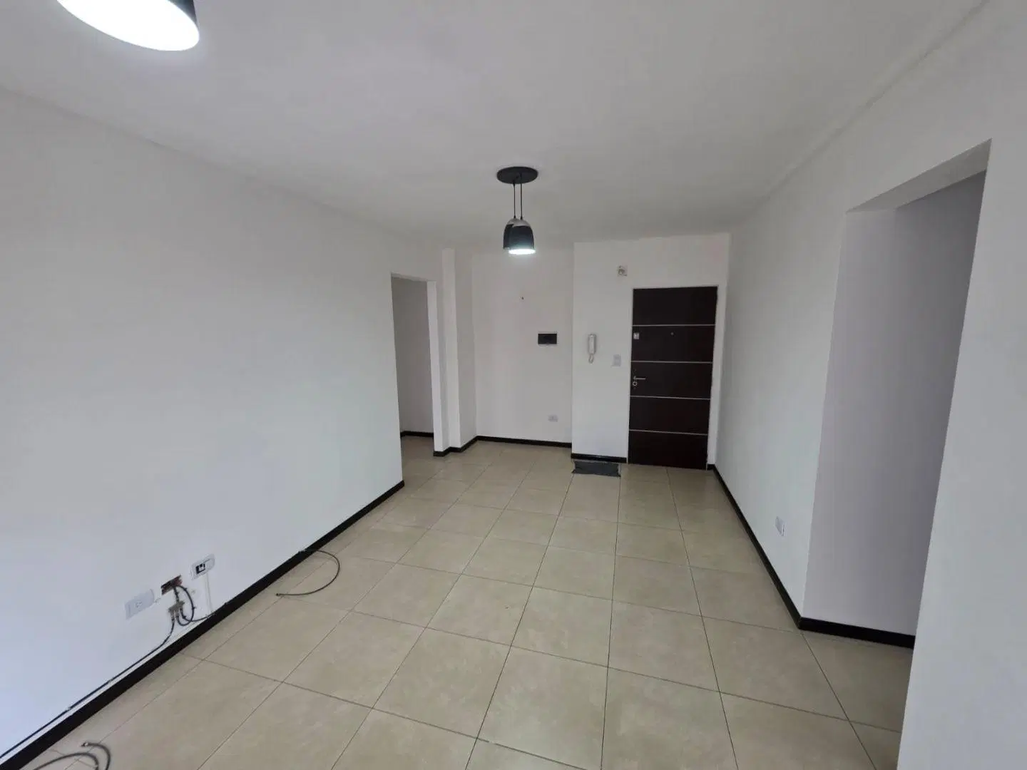 Departamento 2 ambientes. | Carlos Tejedor al 1400 2