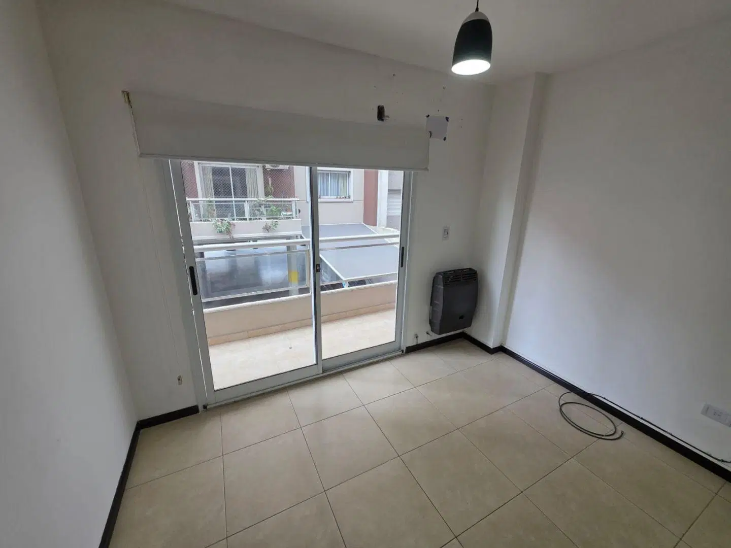 Departamento 2 ambientes. | Carlos Tejedor al 1400 1