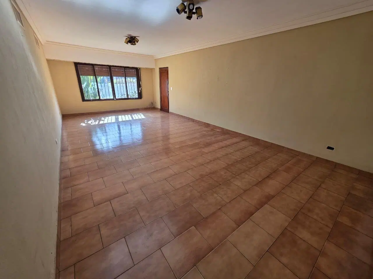Casa 4 amb 2 dorm. | Raspanti al 200 1