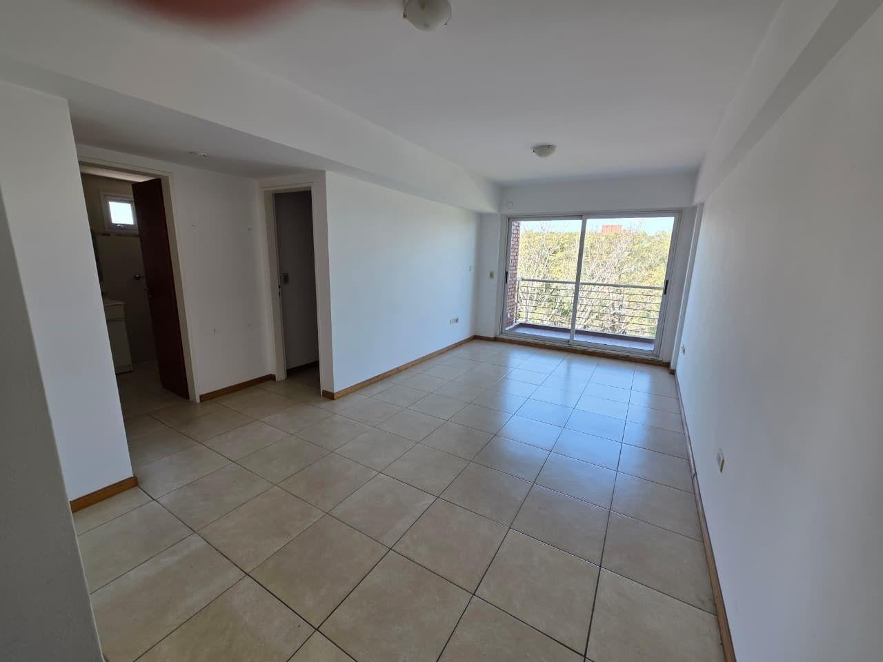Foto de Departamento 2 ambientes. | Carlos Tejedor al 1200, imagen 2