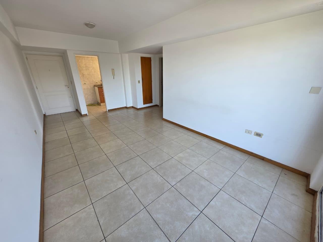 Foto de Departamento 2 ambientes. | Carlos Tejedor al 1200, imagen 3