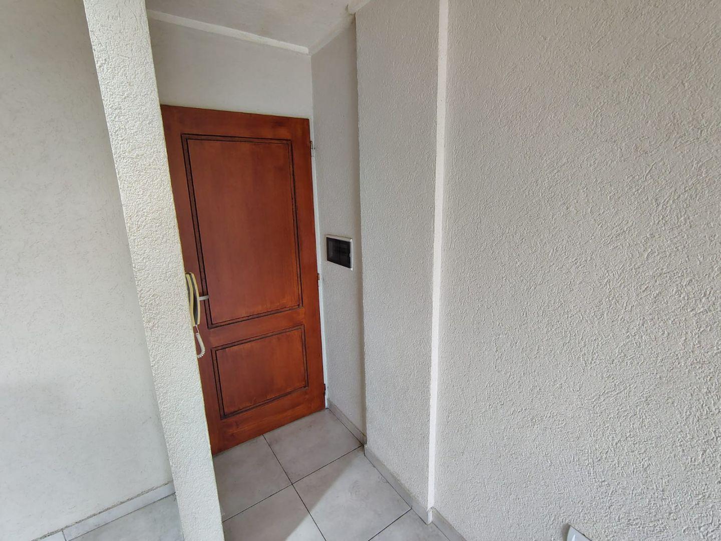 Foto de Departamento 2 ambientes. | Av. Rivadavia al 15200, imagen 3