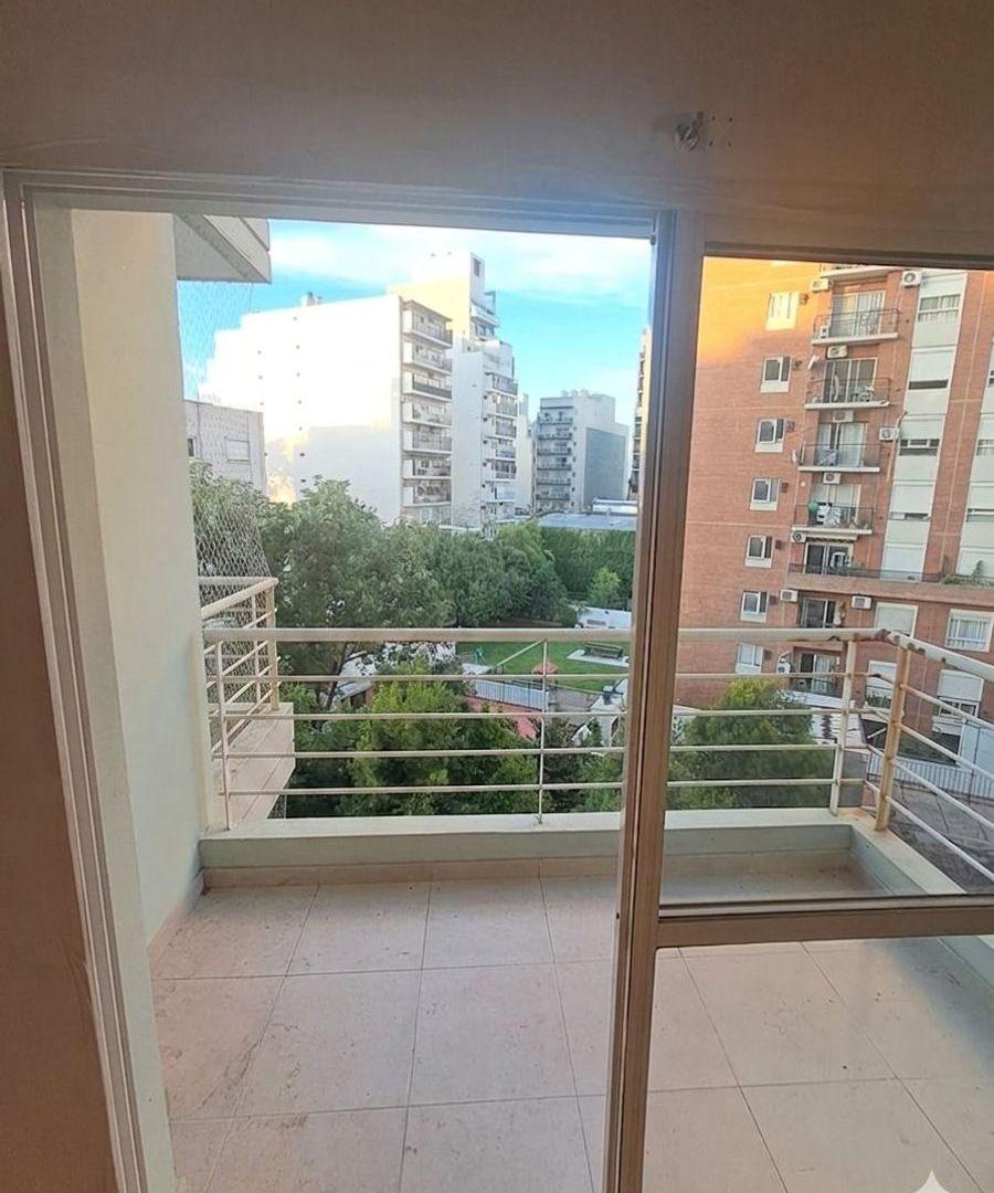 ALQUILER UN AMBIENTE CON BALCON ATERRAZADO 38 MTS