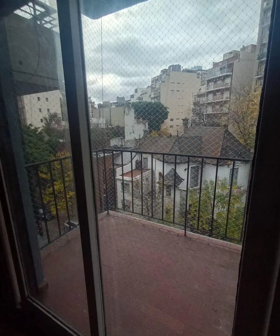 ALQUILER 1 AMBIENTE CON BALCON AL FRENTE 30 MTS COSTA RICA Y SALGUERO 2