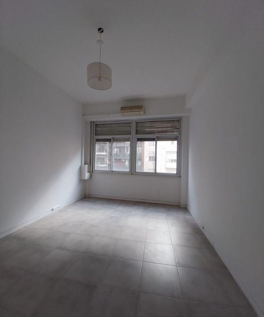 ALQUILER DEPARTAMENTO 1 1/2 AMBIENTE FRENTE LUMINOSO AV PUEYRREDON Y GUIDO 40 MTS