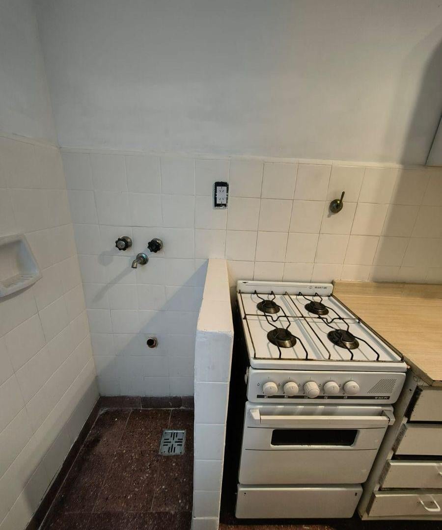 Foto de Departamento en alquiler Aguero y Juncal 30 m² con lavadero, imagen 4