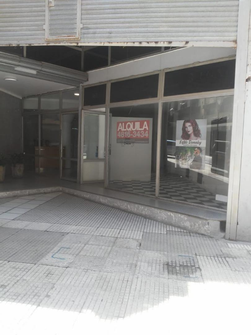 Foto de EXECELENTE LOCAL MUY LUMINOSO, imagen 5