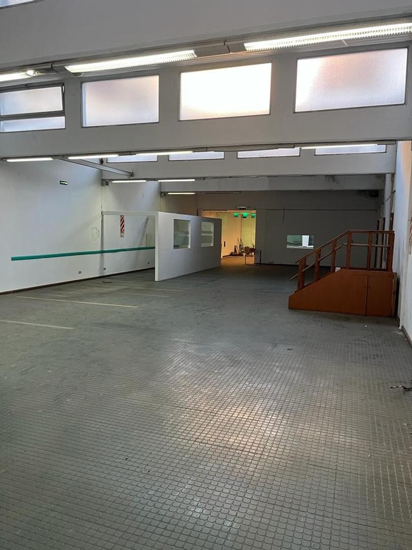Para 2.767 m² Zonif. R2b1 - 8,90 X 45 5