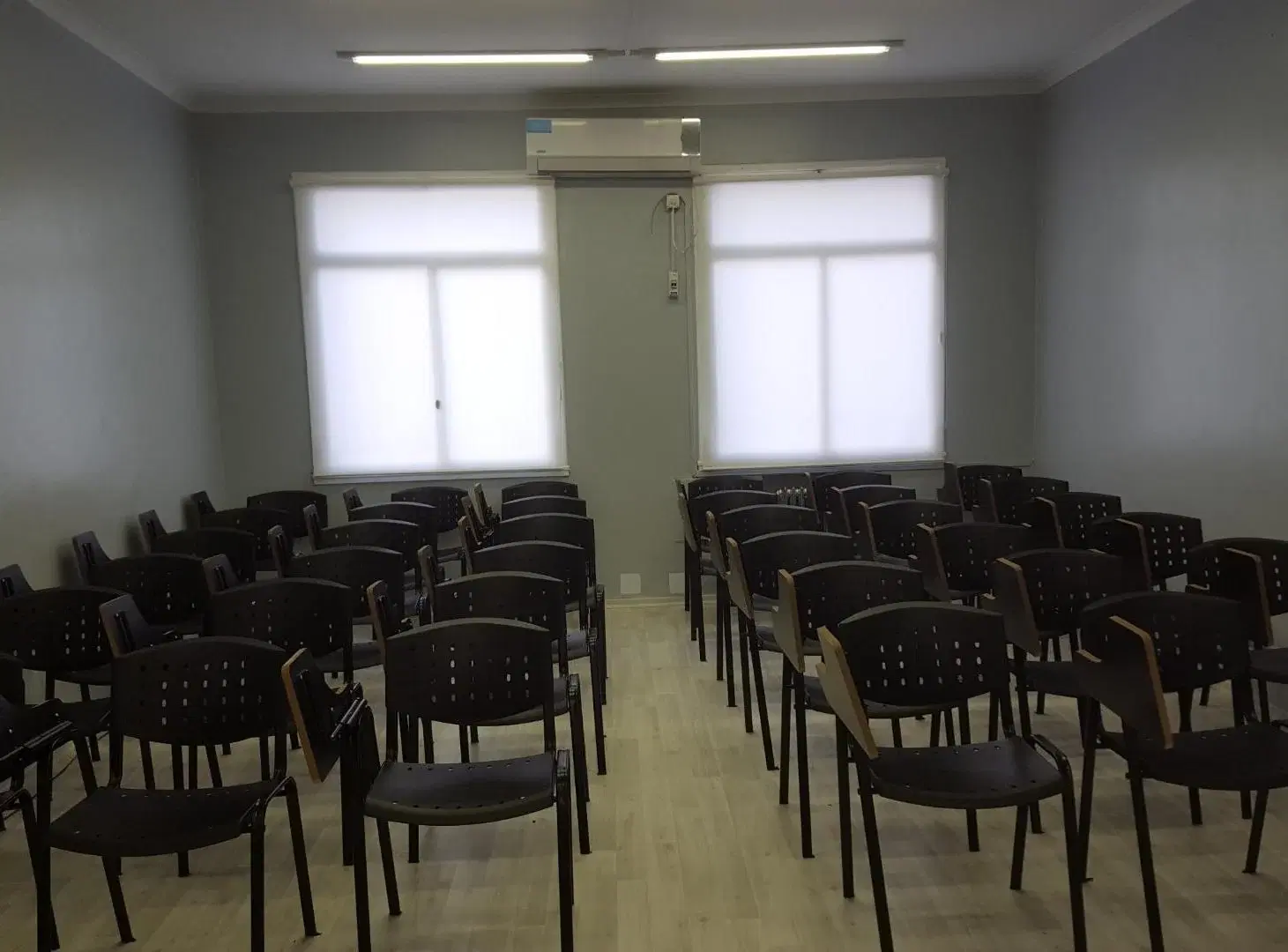 OFICINA AMPLIO PISO COMPLETO A CALLE 105 M² 2