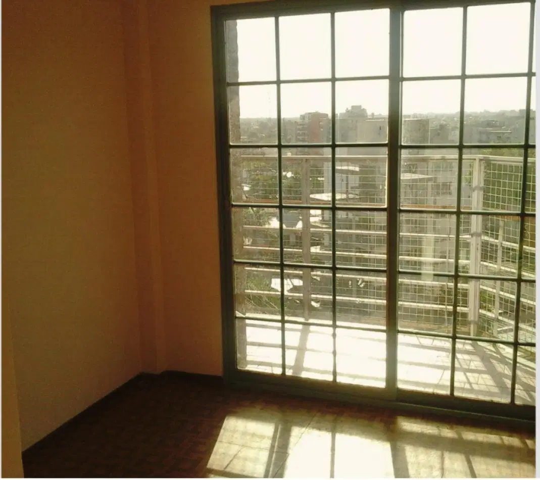 Departamento de 3 ambientes cercano a Universidad, Alem 818. 3
