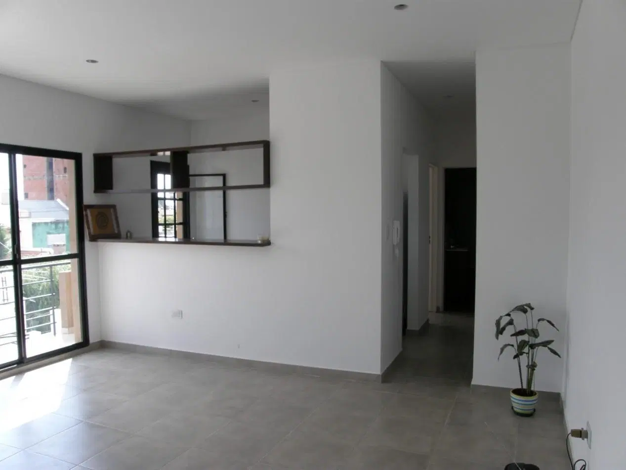 Departamento de 2 ambientes con cochera en Ramos Mejia 8