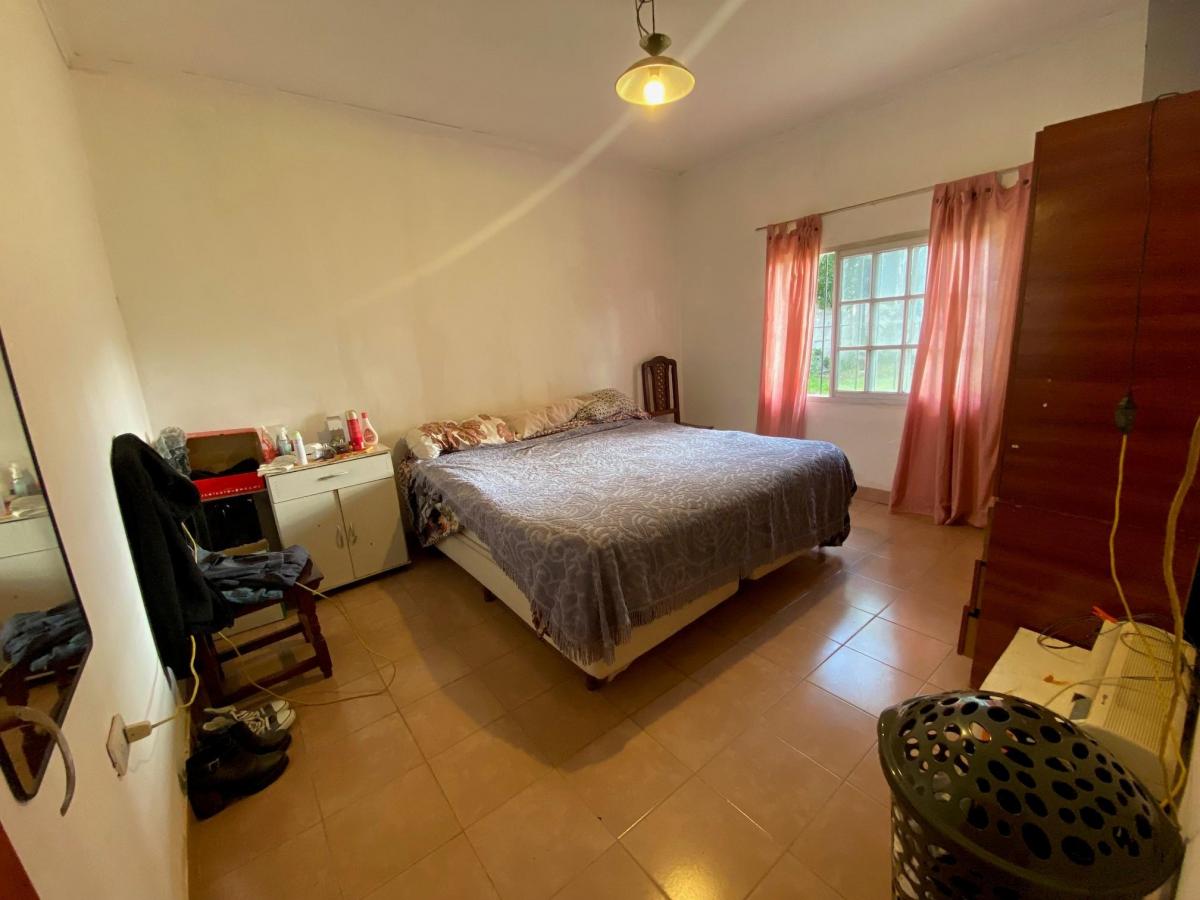 Casa en lote de 15 por 25. Barrio El Jardín.