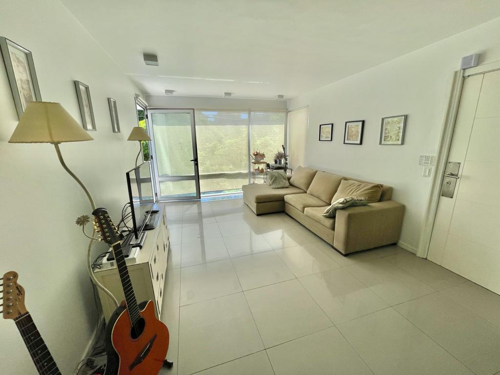 Foto de Piso de 4 ambientes. Zona Guemes. En venta., imagen 2