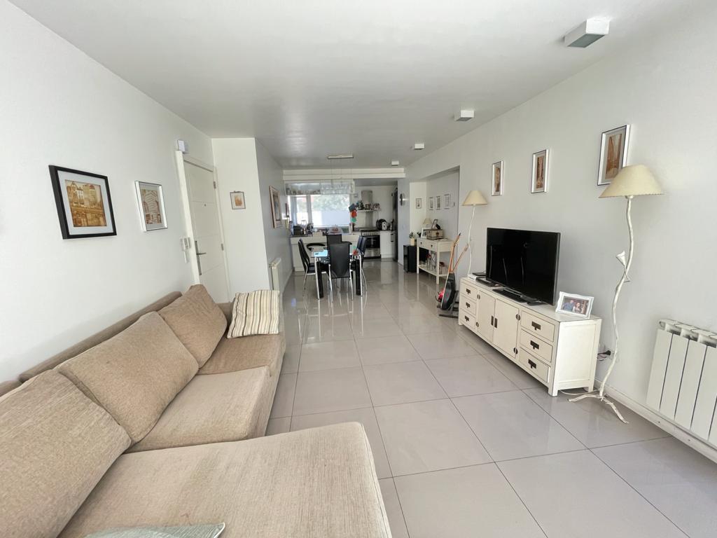 Foto de Piso de 4 ambientes. Zona Guemes. En venta., imagen 3