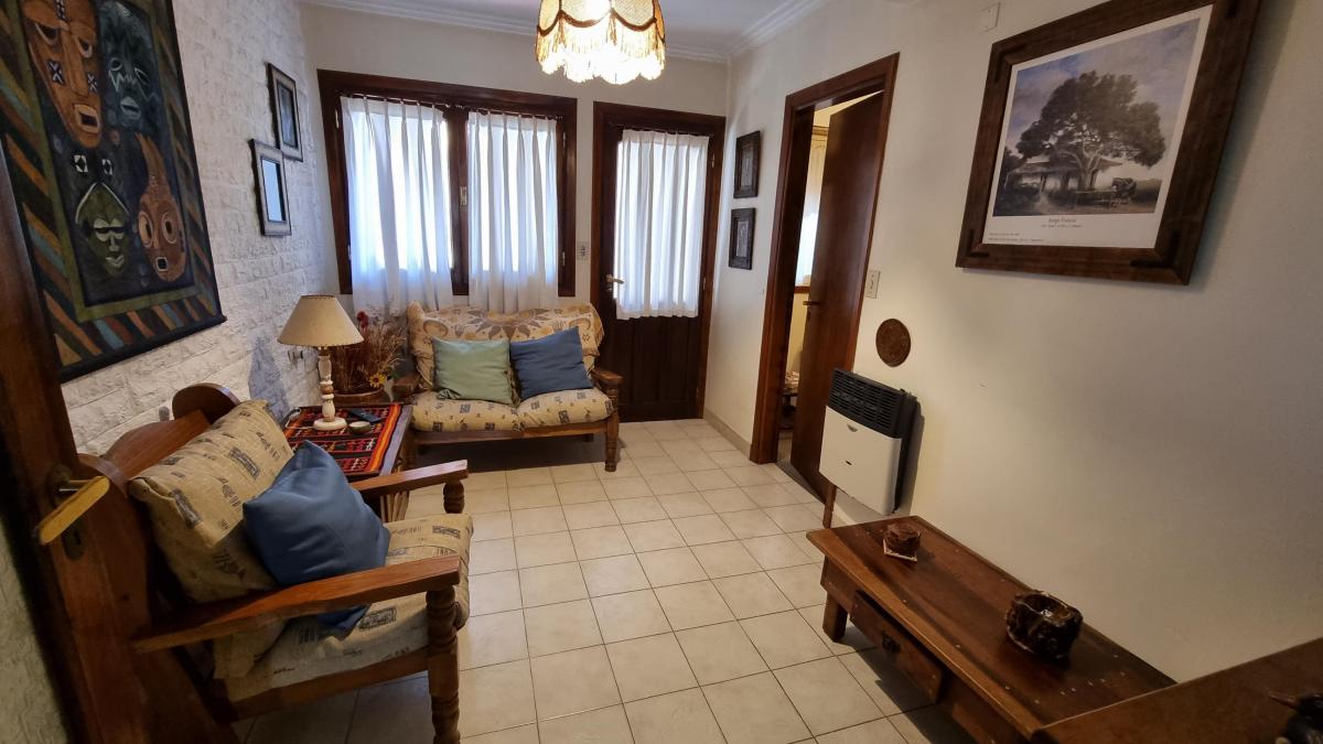 Venta en Block. Dos Viviendas Sobre un Mismo Lote. Barrio Los Troncos 4