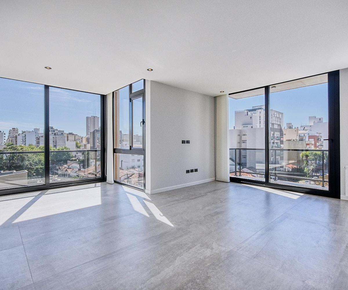 Departamento de 4 Ambientes. Balcón Terraza con Parrilla. Zona Güemes. en Venta 2
