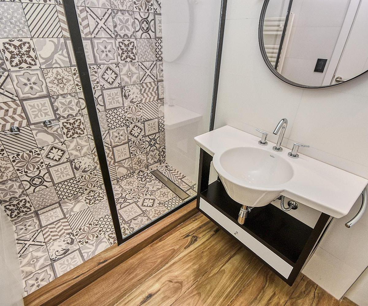 Departamento de 4 Ambientes. Balcón Terraza con Parrilla. Zona Güemes. en Venta 4