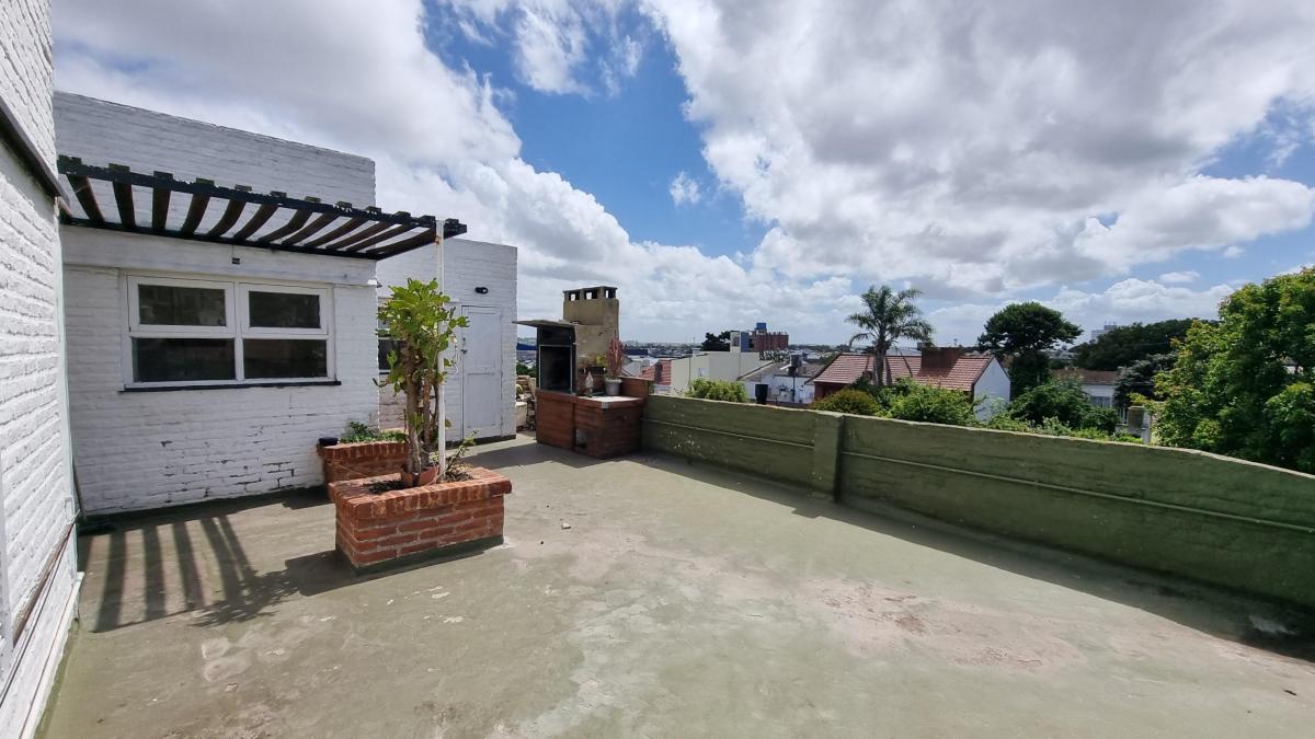 Terreno con Galpon y Vivienda. Zona San Carlos. en Venta 2