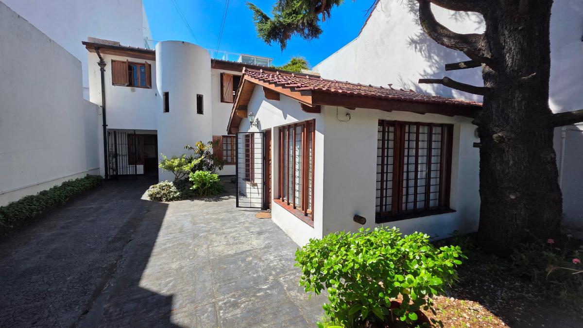 En Venta: Chalet de 5 Ambientes Mas Chalet de 2 Ambientes en un Mismo Lote. 3