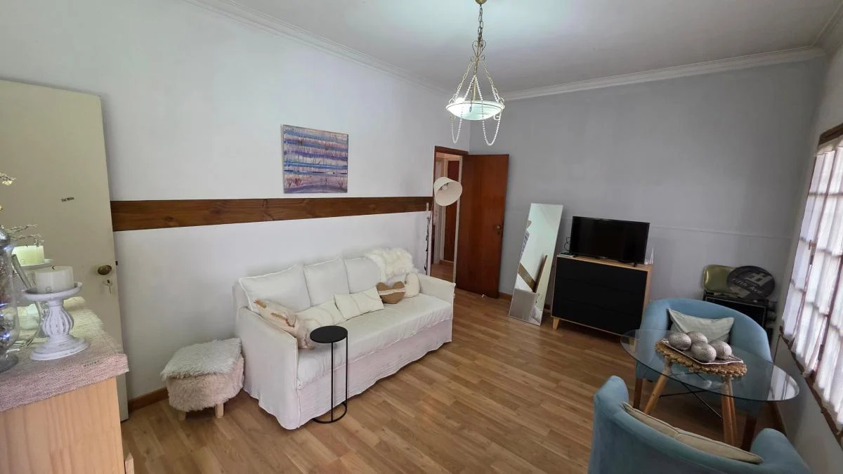 En Venta: Chalet de 5 Ambientes Mas Chalet de 2 Ambientes en un Mismo Lote. 5