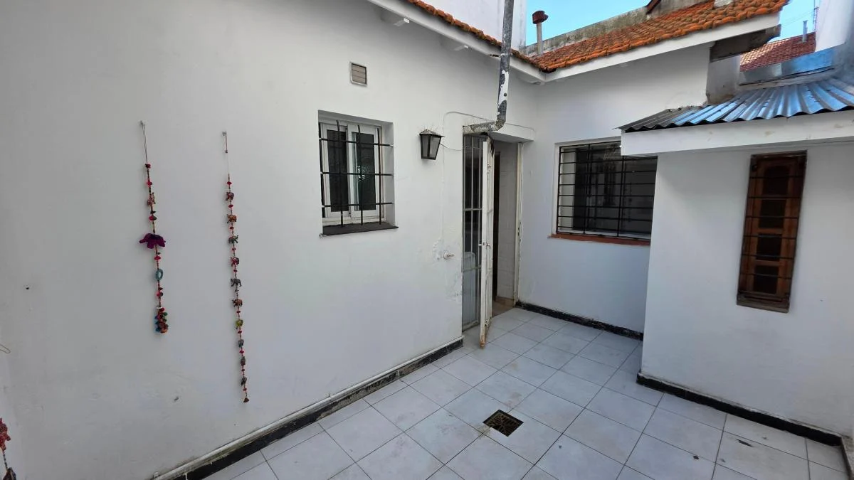En Venta: Chalet de 5 Ambientes Mas Chalet de 2 Ambientes en un Mismo Lote. 4