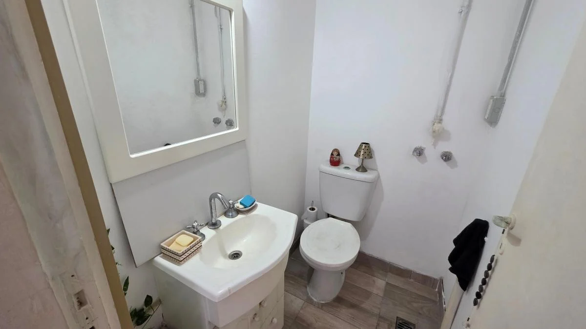 En Venta: Chalet de 5 Ambientes Mas Chalet de 2 Ambientes en un Mismo Lote. 3