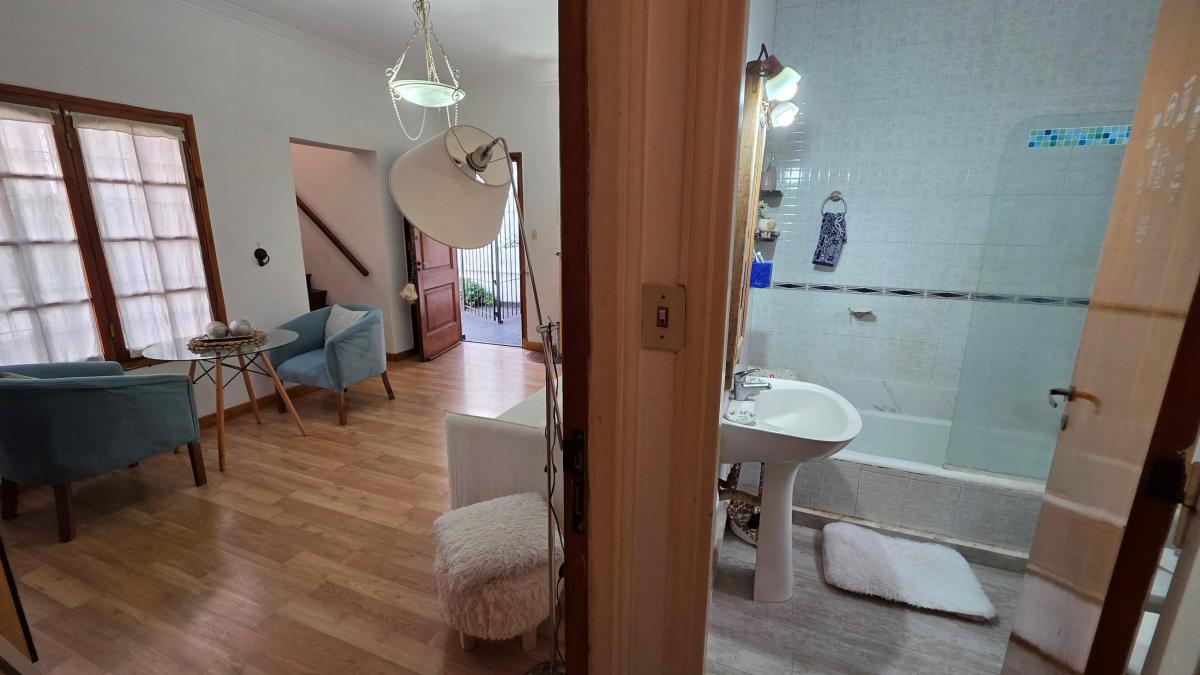 En Venta: Chalet de 5 Ambientes Mas Chalet de 2 Ambientes en un Mismo Lote. 1