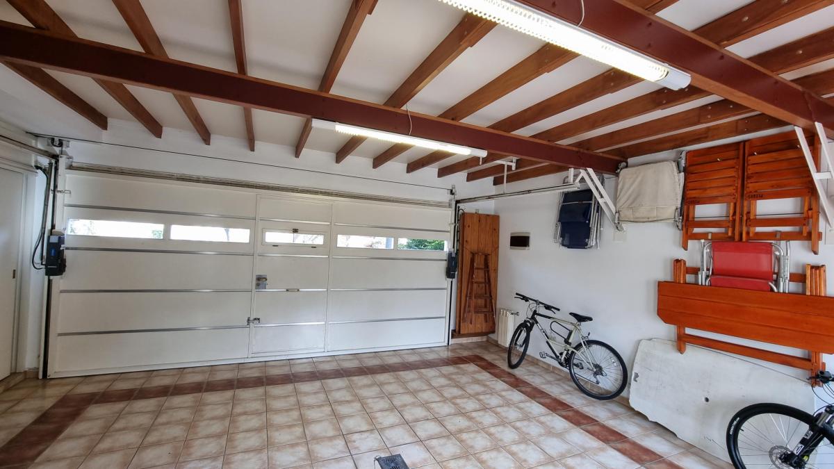 En Venta. Chalet de 4 Ambientes. Zona Chauvin. 2