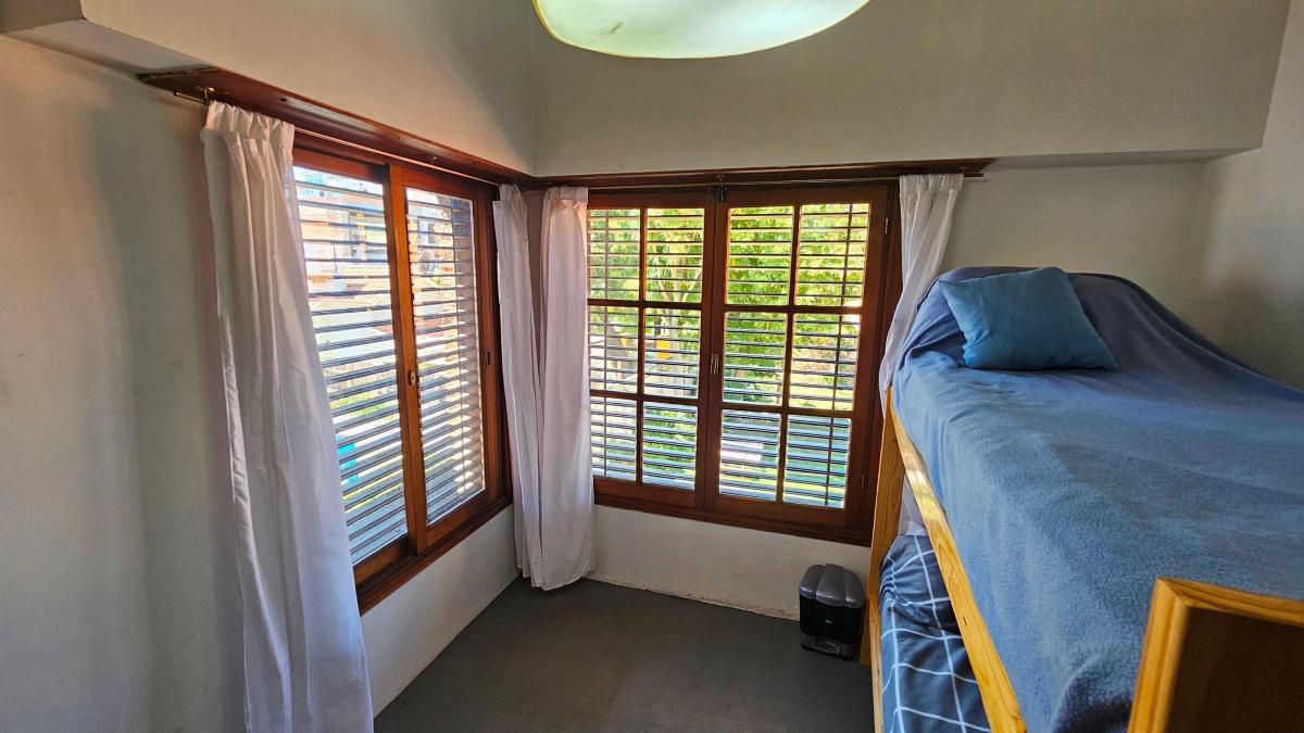 En Venta Chalet 7 Ambientes Zona Playa Grande 3