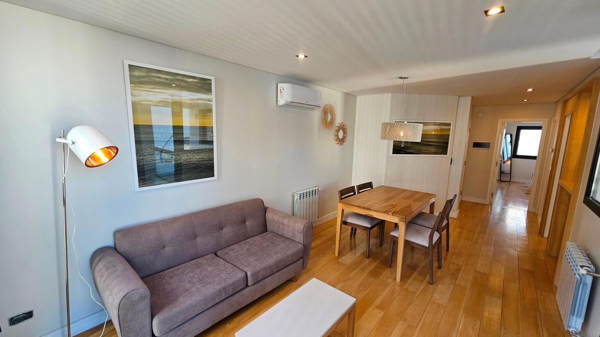 Foto de En venta. Departamento 2 ambientes, a estrenar, zona La perla a metros, imagen 2