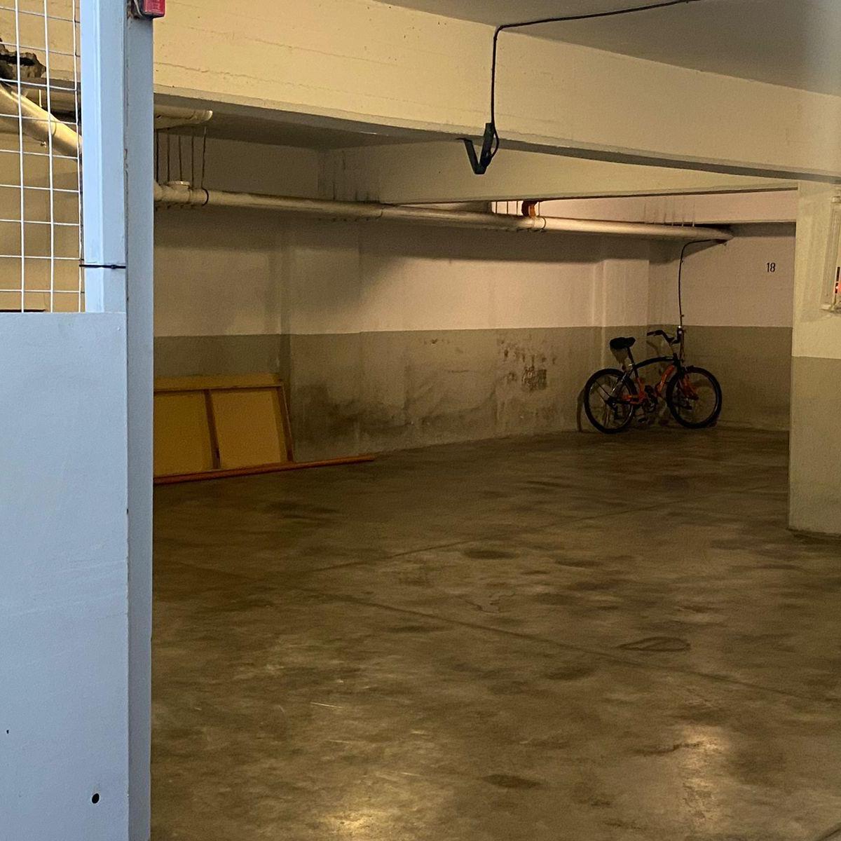 En venta Cochera. Zona Macrocentro.