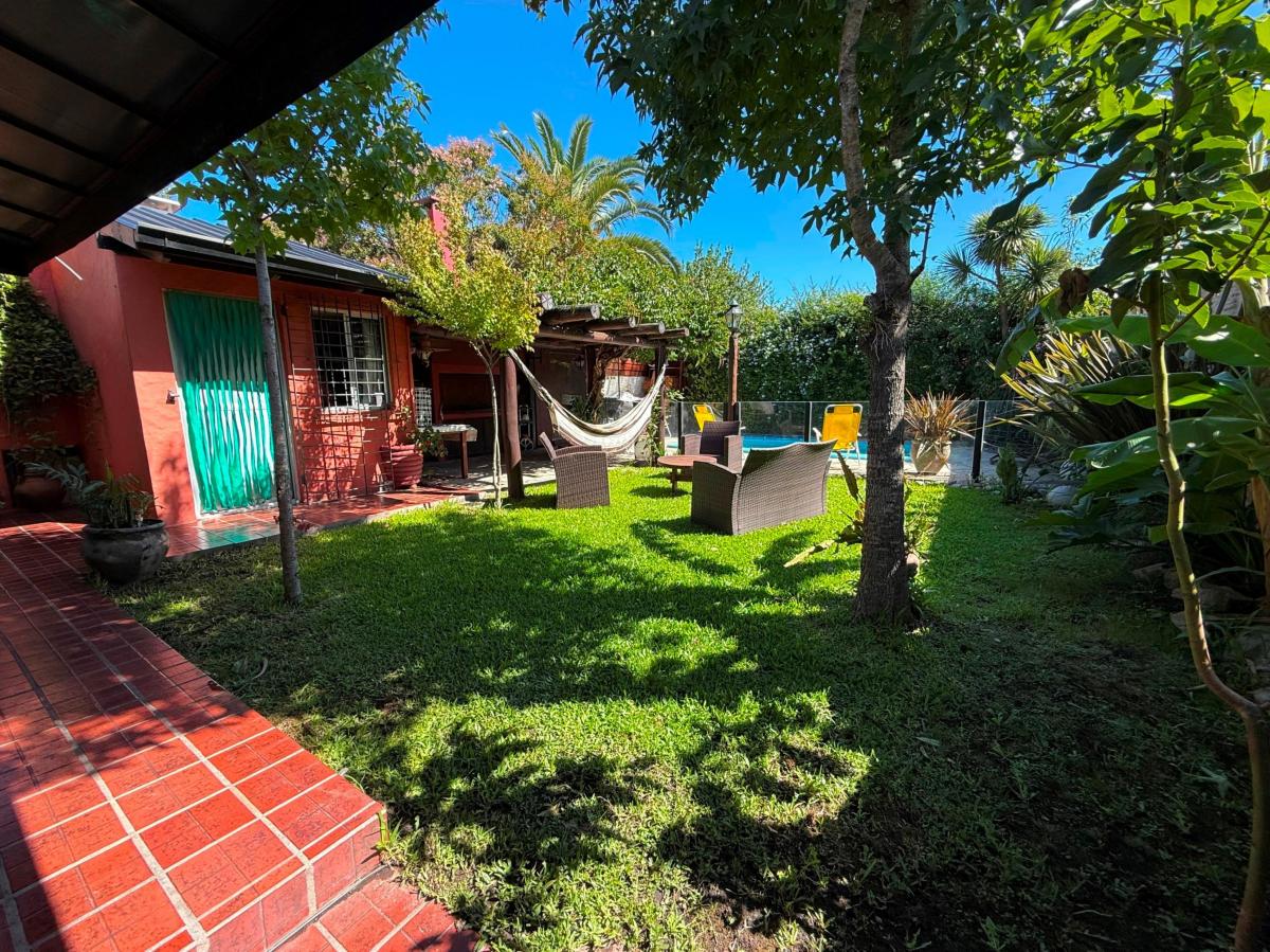 En Venta Chalet 4 Ambientes. Zona La Florida 5