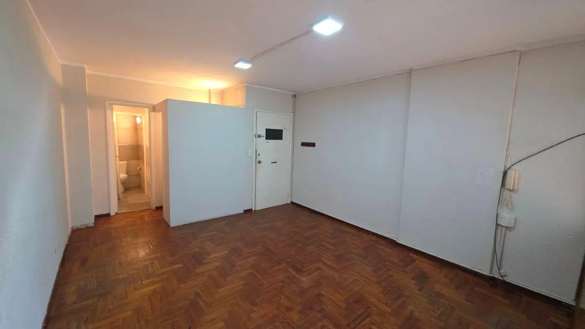 Oficina en venta Zona centro con una superficie cubierta de 42m². 5