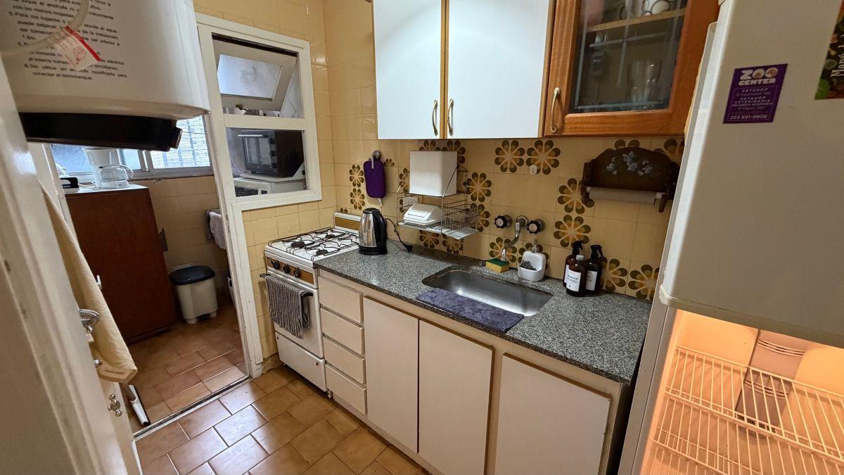 Foto de En alquiler 24 meses. Departamento 2 ambientes. Zona Güemes, imagen 4
